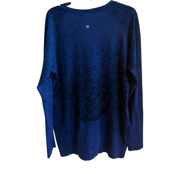Lululemon swifly Women's Blue Long Sleeve Top like new size 20 - Picture 2 of 3
